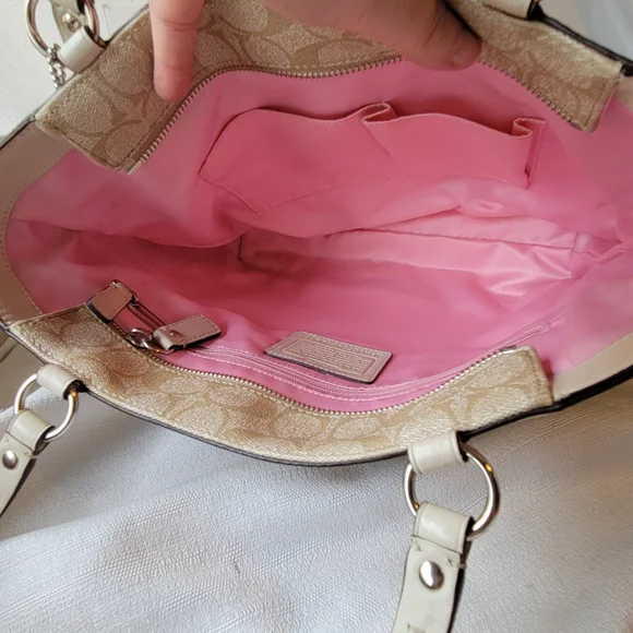 Coach Chelsea Heritage Tote with Matching Wristlet & Card Holder - Picture 11 of 15